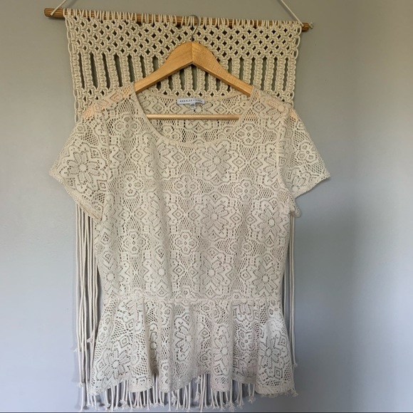 Annalee + Hope Cream Lace Crochet Peplum Top - Picture 10 of 11